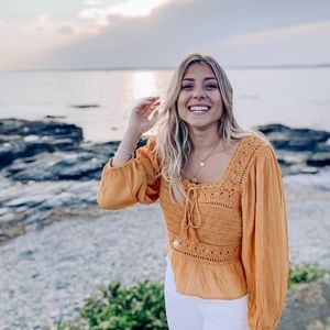 Meet your Posher, Zoe